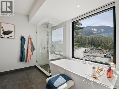 9292 STELLER'S Way | Whistler British Columbia | Slide Image Ten