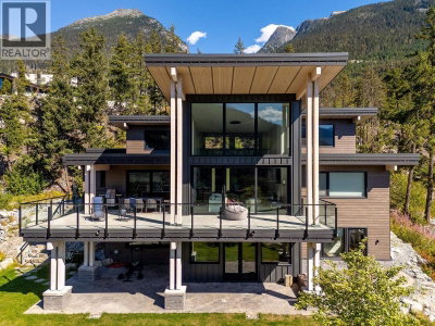 9292 STELLER'S Way | Whistler British Columbia | Slide Image Thirty-four