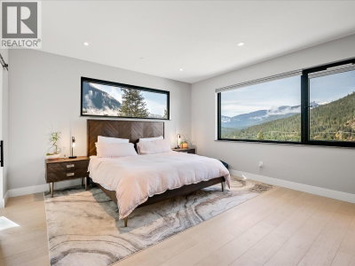 9292 STELLER'S Way | Whistler British Columbia | Slide Image Eight