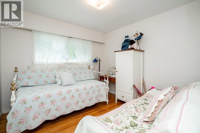 22592 132 Avenue | Maple Ridge British Columbia | Slide Image Twenty-one