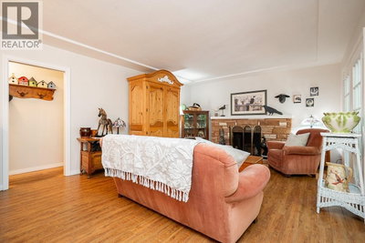22592 132 Avenue | Maple Ridge British Columbia | Slide Image Eight