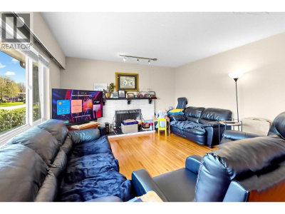 10111 AINSWORTH Crescent | Richmond British Columbia | Slide Image Eleven