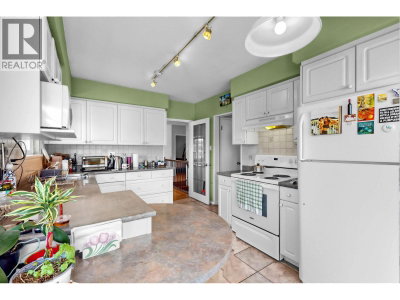 10111 AINSWORTH Crescent | Richmond British Columbia | Slide Image Eighteen