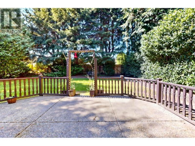10111 AINSWORTH Crescent | Richmond British Columbia | Slide Image Thirty-two