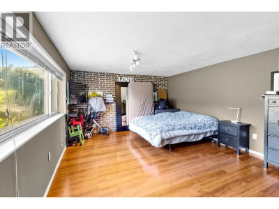 10111 AINSWORTH Crescent | Richmond British Columbia | Slide Image Six