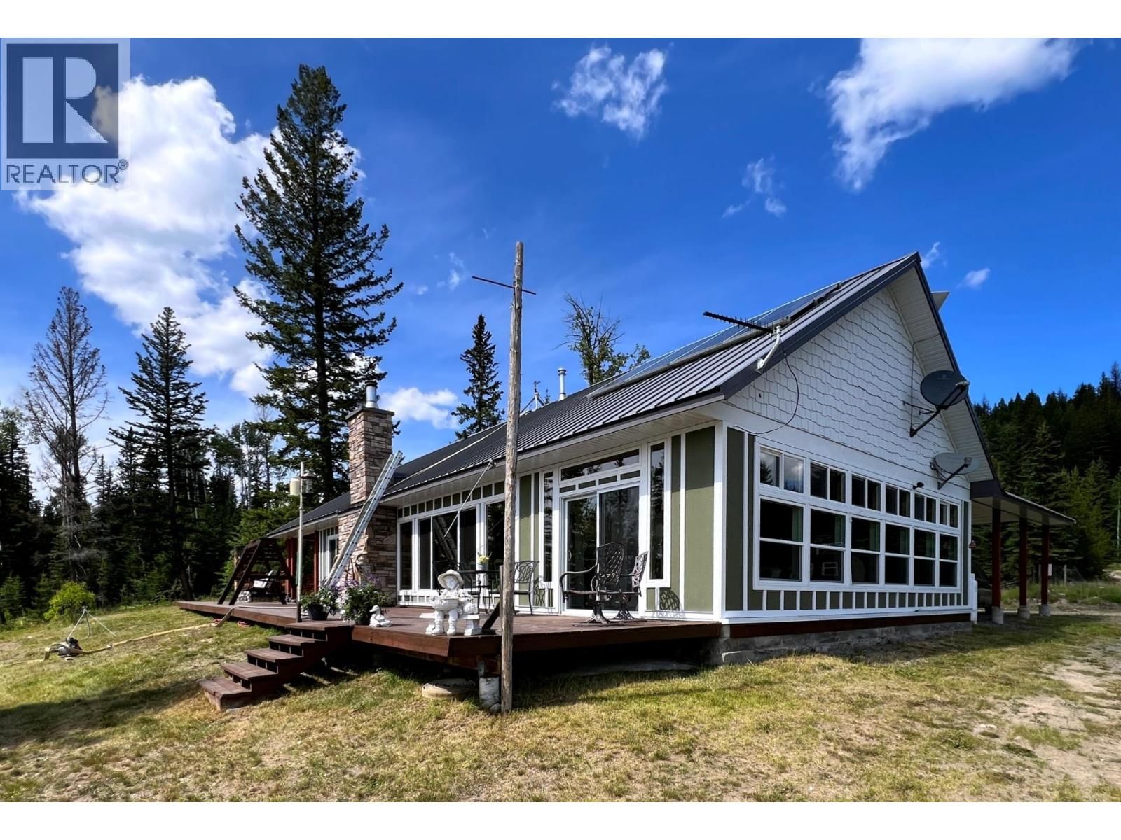 9888 BONAPARTE SPUR FOREST SERVICE Road, Bridge Lake, British Columbia V0K 1E0
