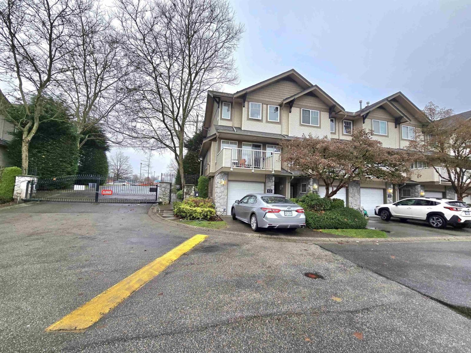 8888 151 Street, Surrey, British Columbia V3R 0Z9