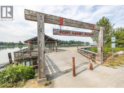 22327 RIVER Road | Maple Ridge British Columbia | Slide Image Twenty-seven