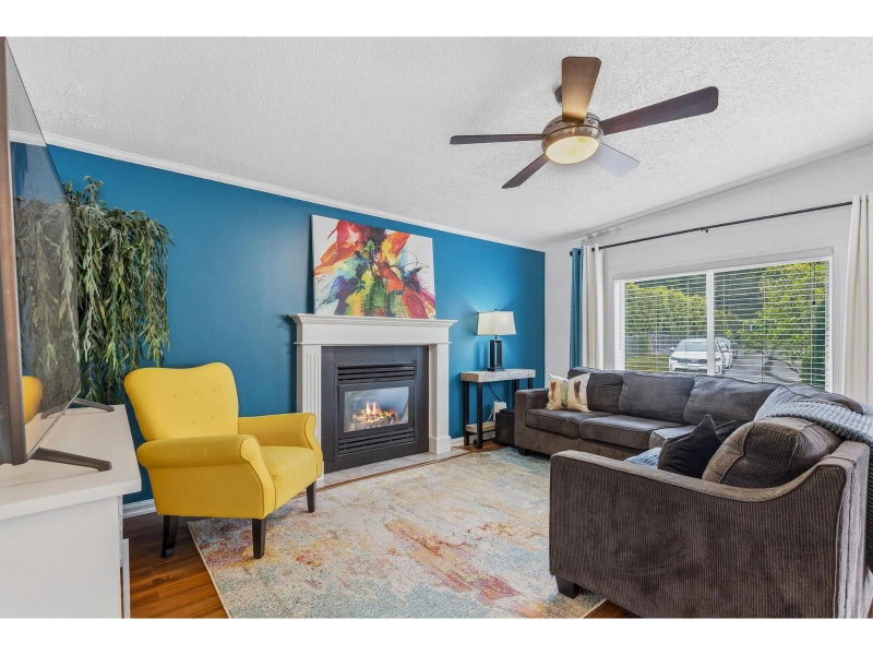 44565 MONTE VISTA Drive Chilliwack British Columbia, V2R 5Y4 - 3 Bedrooms Home For Sale