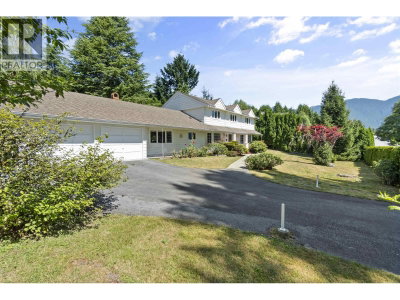 875 GREENWOOD Road | West Vancouver British Columbia | Slide Image Thirty-nine