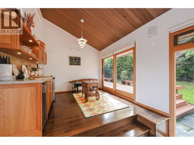 4729 PATON Street | Vancouver British Columbia | Slide Image Thirteen