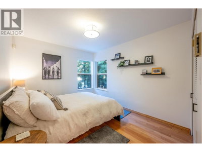 2219 ASPEN Drive | Whistler British Columbia | Slide Image Twenty