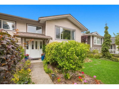 15467 POPLAR Drive | Surrey British Columbia | Slide Image Two