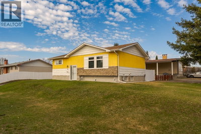 901 VEDDER Crescent | Prince George British Columbia | Slide Image Two