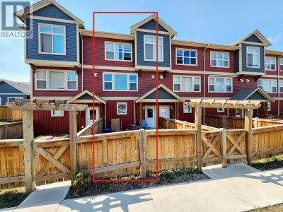 10303 112 Street | Fort St. John British Columbia | Slide Image Two