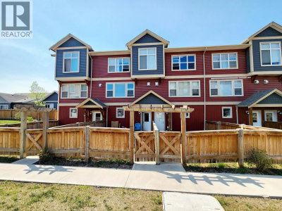 10303 112 Street | Fort St. John British Columbia | Slide Image Twenty-eight