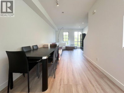 548 FOSTER Avenue | Coquitlam British Columbia | Slide Image Nine