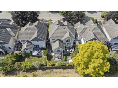3528 ROSEMARY HEIGHTS Crescent | Surrey British Columbia | Slide Image Thirty-nine