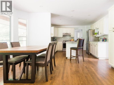 24150 132 Avenue | Maple Ridge British Columbia | Slide Image Eight