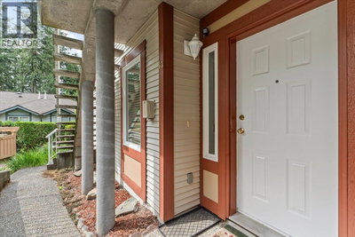 103 PARKSIDE Drive | Port Moody British Columbia | Slide Image Four