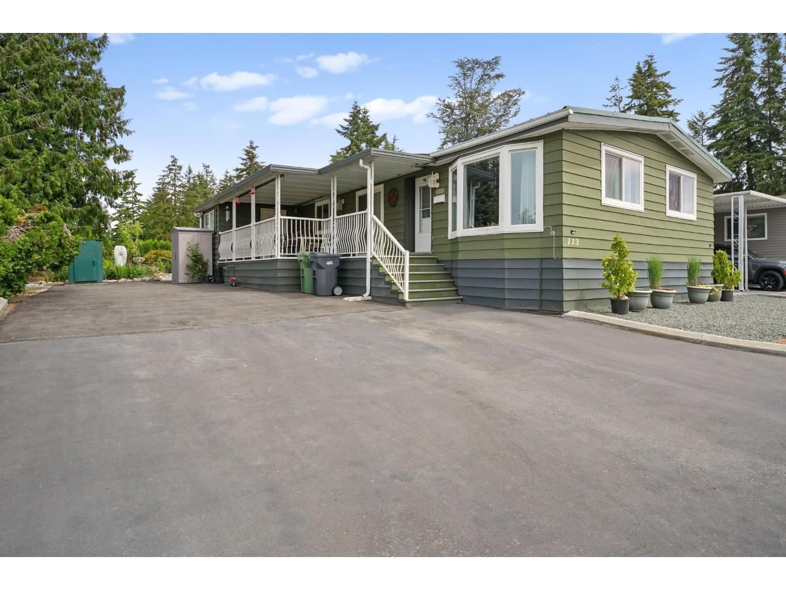 3665 244 Street, Langley, British Columbia V2Z 1N1
