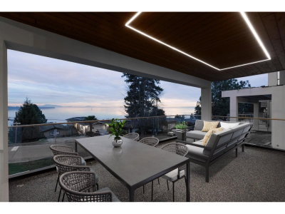14799 OXENHAM Avenue | White Rock British Columbia | Slide Image Two