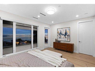 14799 OXENHAM Avenue | White Rock British Columbia | Slide Image Twenty-one
