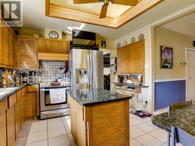960 PORTER Street | Coquitlam British Columbia | Slide Image Six