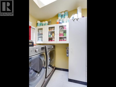 960 PORTER Street | Coquitlam British Columbia | Slide Image Nine