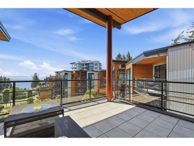 14855 THRIFT Avenue | White Rock British Columbia | Slide Image Three