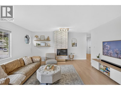 23555 108 Avenue | Maple Ridge British Columbia | Slide Image Thirteen