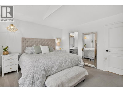 23555 108 Avenue | Maple Ridge British Columbia | Slide Image Seventeen