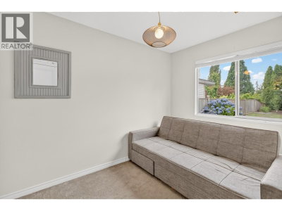 23555 108 Avenue | Maple Ridge British Columbia | Slide Image Twenty-seven