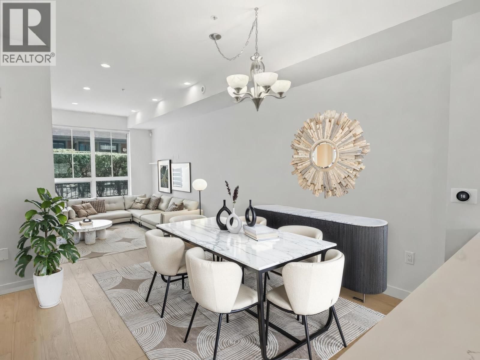 7891 OAK Street, Vancouver, British Columbia V6P 0H9