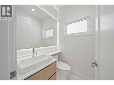 6726 FRANCIS Road | Richmond British Columbia | Slide Image Ten
