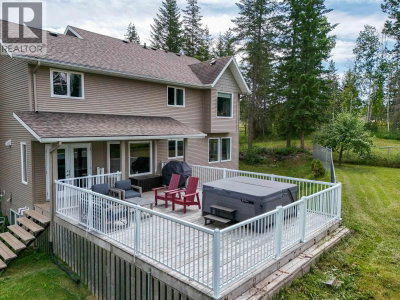 1551 VIEW Drive | Quesnel British Columbia | Slide Image Three