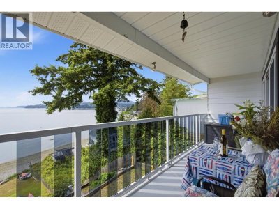 5223 SUNSHINE COAST Highway | Sechelt British Columbia | Slide Image Two