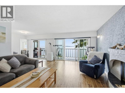5223 SUNSHINE COAST Highway | Sechelt British Columbia | Slide Image Seven