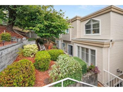 1157 VIDAL Street | White Rock British Columbia | Slide Image Thirty-one