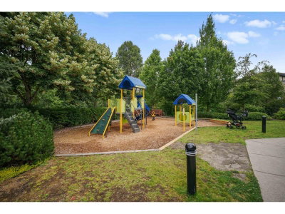 31125 WESTRIDGE PLACE Place North | Abbotsford British Columbia | Slide Image Twenty