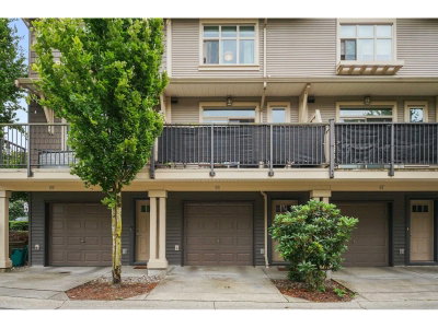 31125 WESTRIDGE PLACE Place North | Abbotsford British Columbia | Slide Image Three