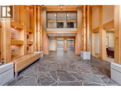 580 RAVEN WOODS Drive | North Vancouver British Columbia | Slide Image Twenty-eight