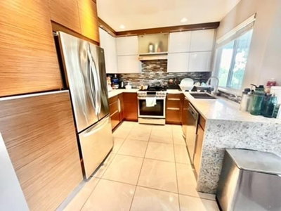 13900 HYLAND Road | Surrey British Columbia | Slide Image Eight