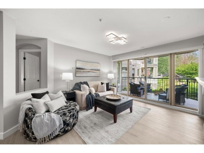22015 48 Avenue | Langley British Columbia | Slide Image Three
