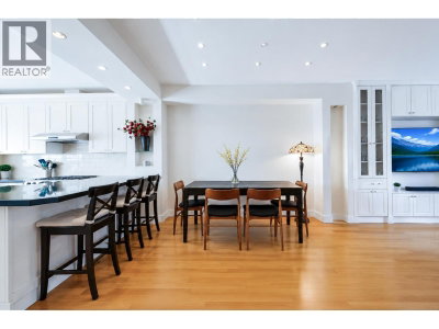 5603 WILLOW Street | Vancouver British Columbia | Slide Image Thirteen