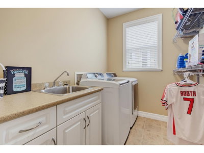 35480 MCKINLEY Drive | Abbotsford British Columbia | Slide Image Thirteen