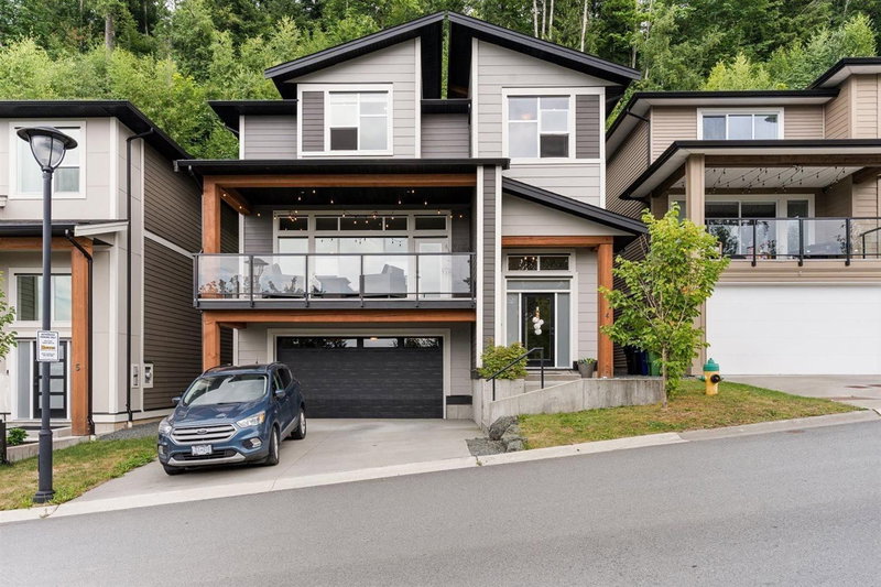 6262 REXFORD Drive Chilliwack British Columbia, V2R 6B4 - 4 Bedrooms Condo For Sale