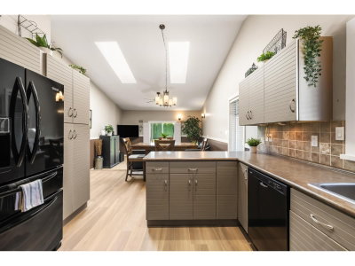 15430 KILMORE Close | Surrey British Columbia | Slide Image Nineteen
