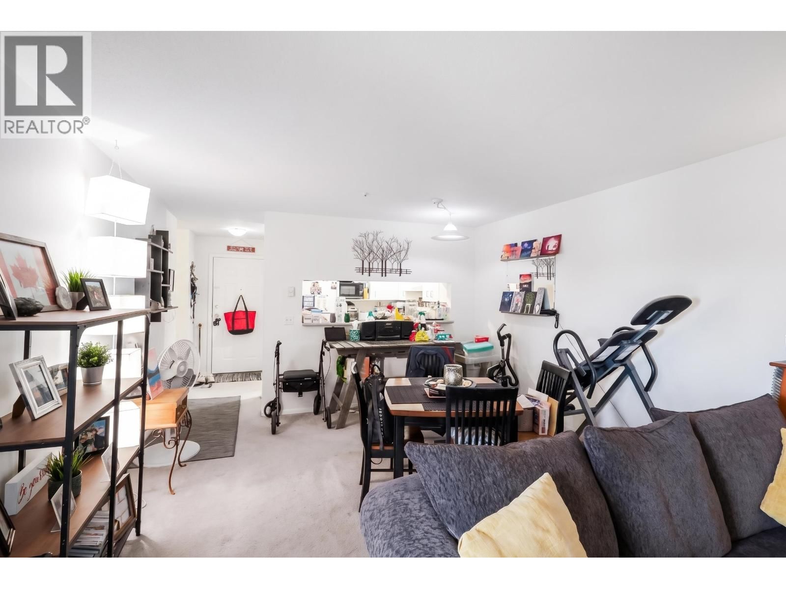 723 TWELFTH Street, New Westminster, British Columbia V3M 4J8