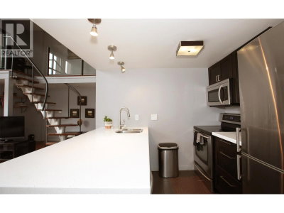 22 CORDOVA Street | Vancouver British Columbia | Slide Image Nine